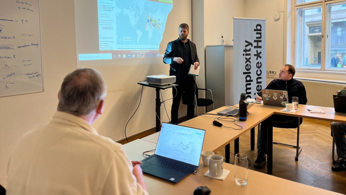 CSHVienna's tweet image. In intensive and lively discussions, @Peter_Turchin and scholars from a variety of backgrounds are gathered at the @CSHVienna with one clear goal: improving the Seshat Databank. The @SeshatDatabank is an all-in-one collection of the most current and comprehensive knowledge about…