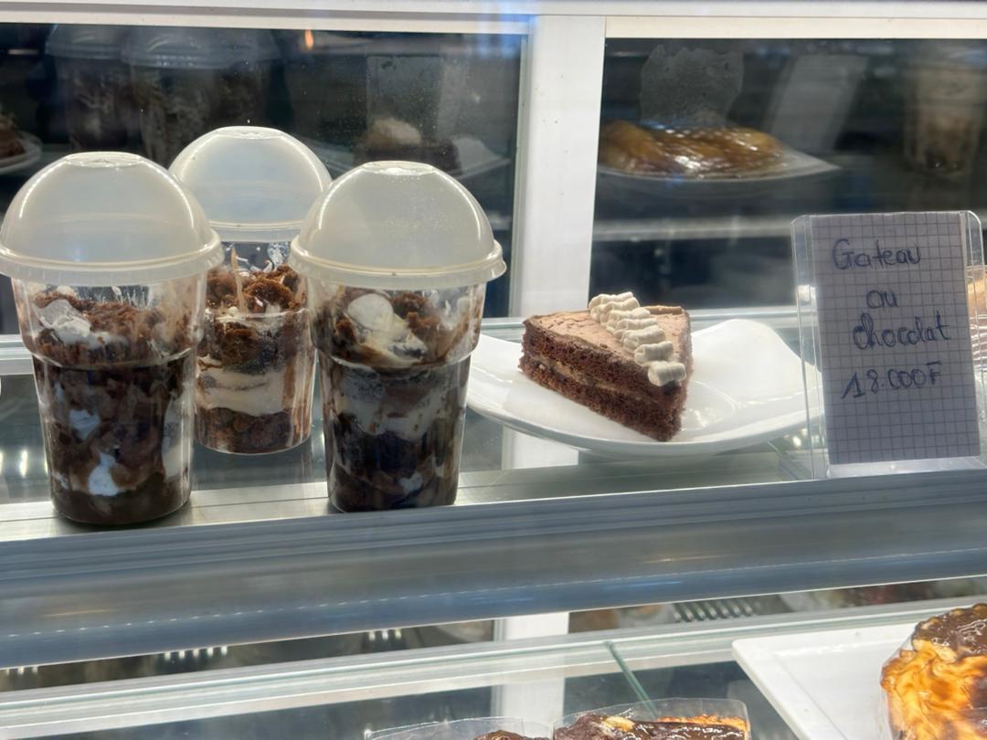 BElyscafe's tweet photo. #Dessert, #Snacks and #FastFood https://t.co/zBsgHI6Fw3