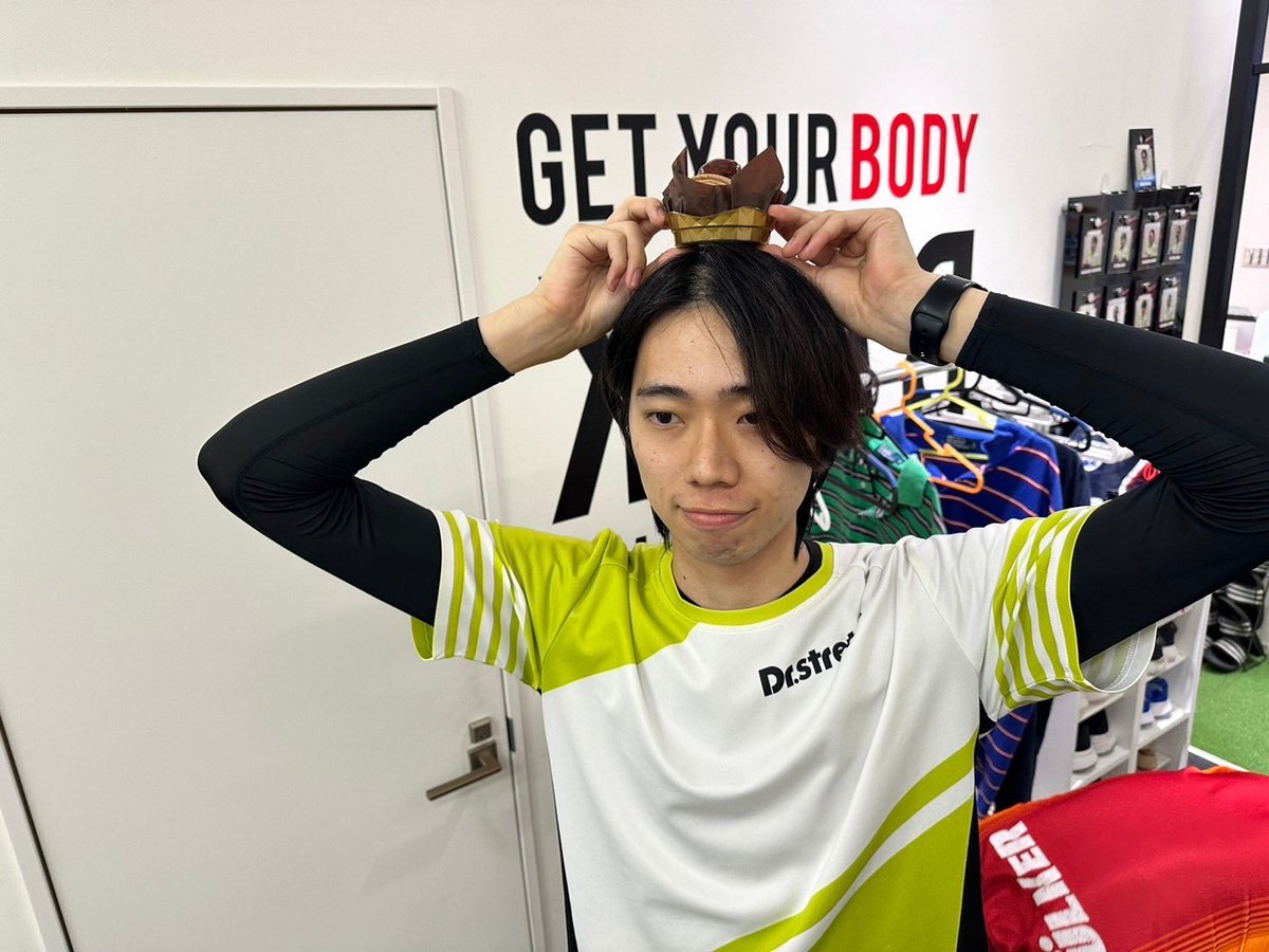 drstretch_kota's tweet photo. お疲れ様です！
この度、渋谷幸汰は12月22日（日）をもって株式会社nobitelを退職させて
頂くことになりました🙇‍♂️

この約3年間は色々な経験が出来たなと
思います！
まだ退職まで1ヶ月あるので
全力で楽しんで
お客様を幸せにしていきます✌️
 #ドクターストレッチ
 #かわぐちキャスティ https://t.co/u3yDox8AXt