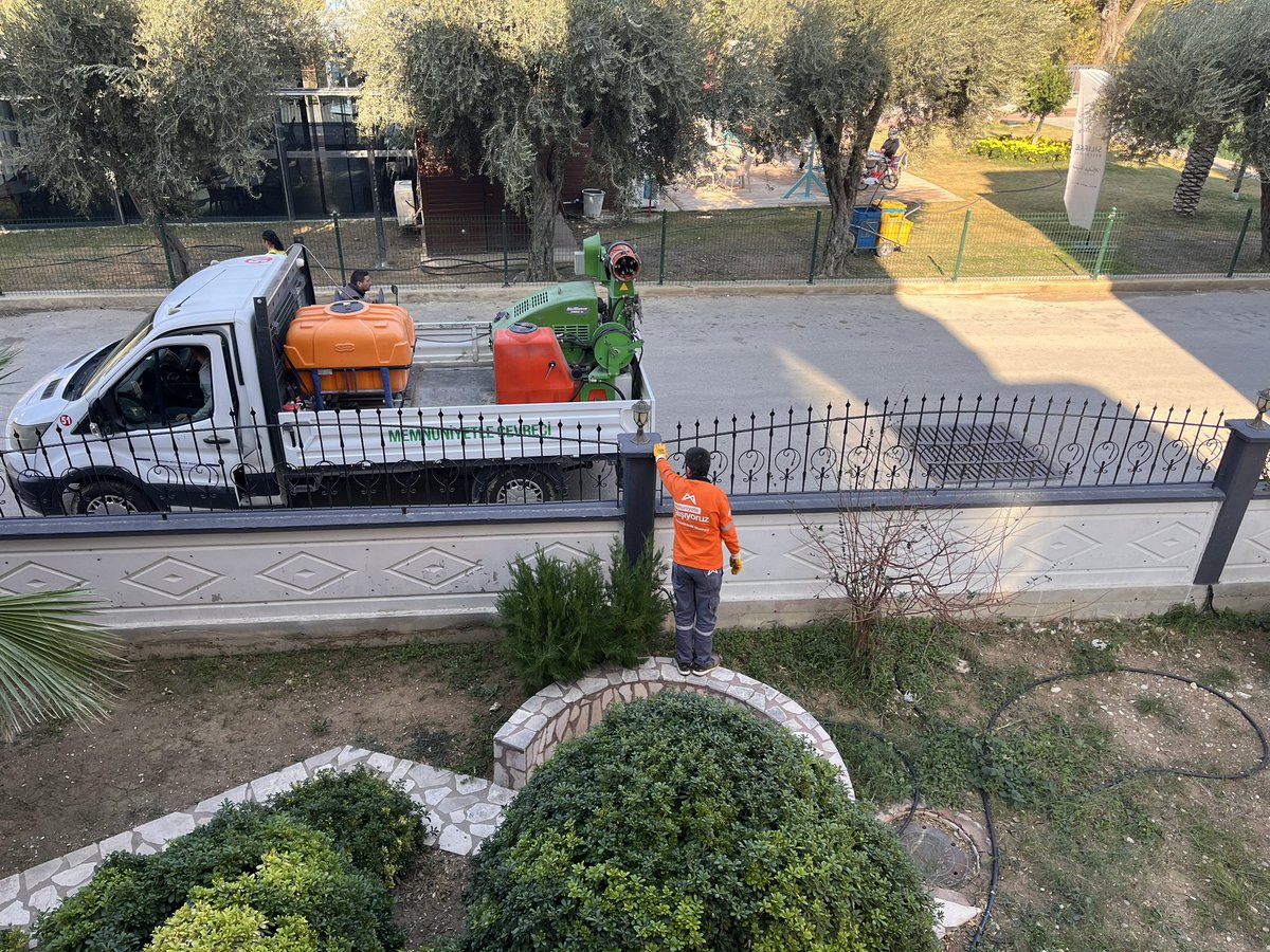 İlaçlama talebimize anında cevap verdi <a href="/mersin_bld/">Mersin Büyükşehir Belediyesi</a> 🤩 çok teşekkür ederiz 🙏🏻
