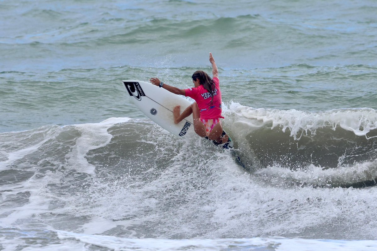 SCHWEIZER Y MACHADO VUELVEN A CORONARSE EN EL CIRCUITO LATINOAMERICANO DE SURF

Los uruguayos Julián Schweizer y Marcela Machado volvieron a brillar en una nueva etapa del Circuito Latinoamericano de Surf (ALAS), esta vez en la Playa Venao de Panamá. 

…