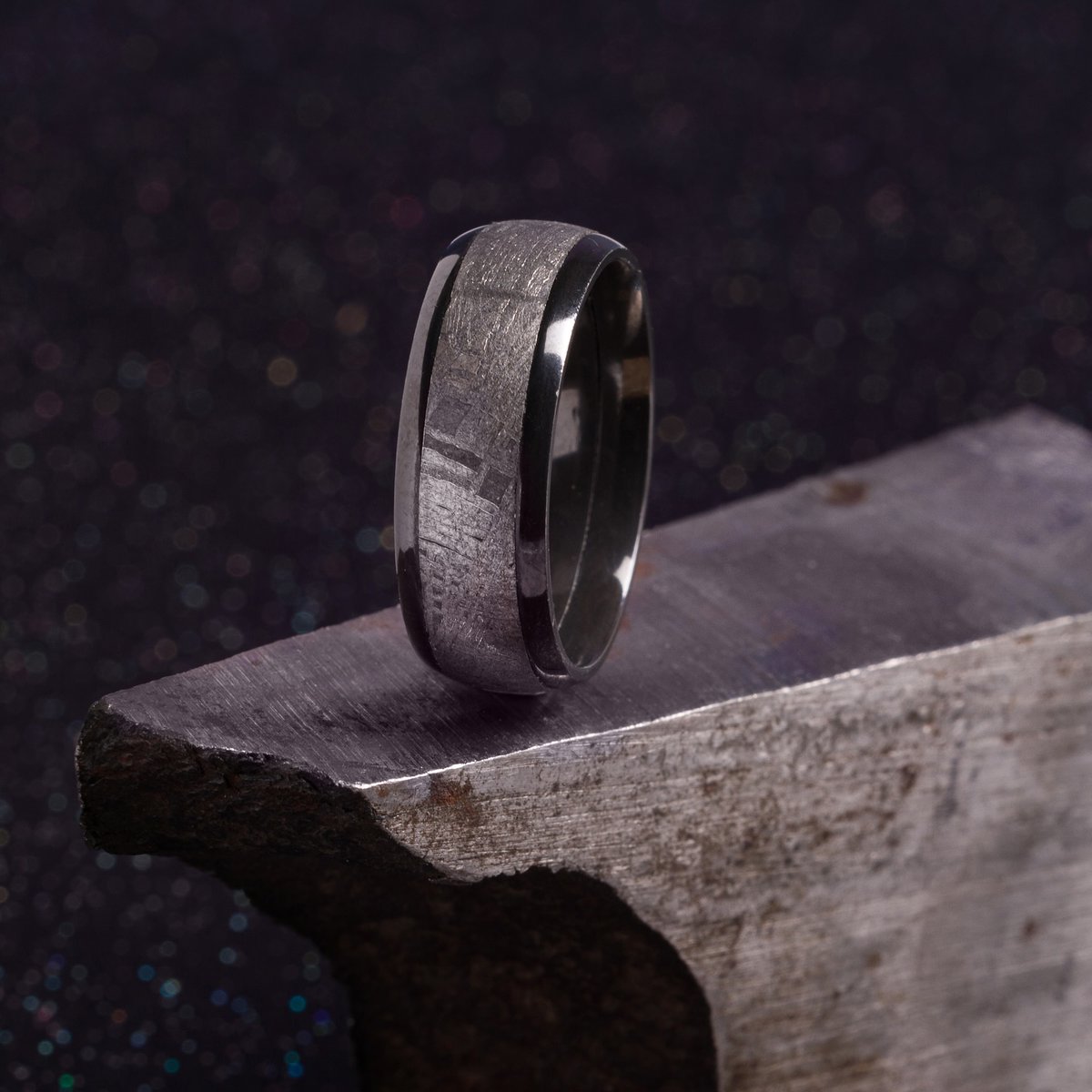 Meteorite and black zirconium! Head to the Lashbrook Builder to make this design uniquely yours-However you style it, the striking details of our genuine meteorite against sleek black zirconium are sure to stand out. And as ALWAYS, your ring your choices!
#rings #gold #silver