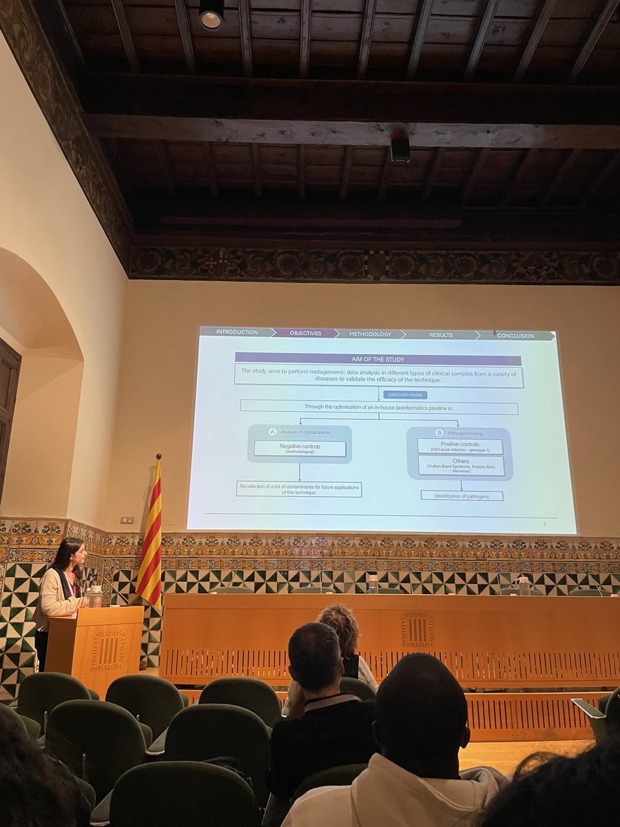 VirusLabQ's tweet image. Congrats @martaa_ib for the great talk on the use of contamination controls in clinical metagenomics at the XXIII Jornada de Virologia 2024 🦠💻