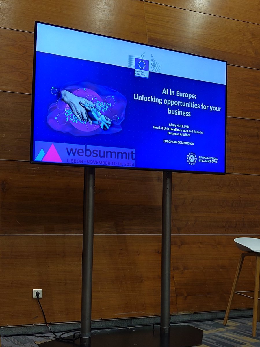 Nicochan33's tweet image. This is what I call a full room for our Master Class on #AI by @EU_Commission #webSummit2024 #artificalintelligence #AIinEurope #DigitalIDWallet #DigitalEu #DigitalEUAmbassadors 
@DigitalEU @ArturHabant @elaniaz @CurieuxExplorer @Shi4Tech @BetaMoroney @Khulood_Almani @JolaBurnett