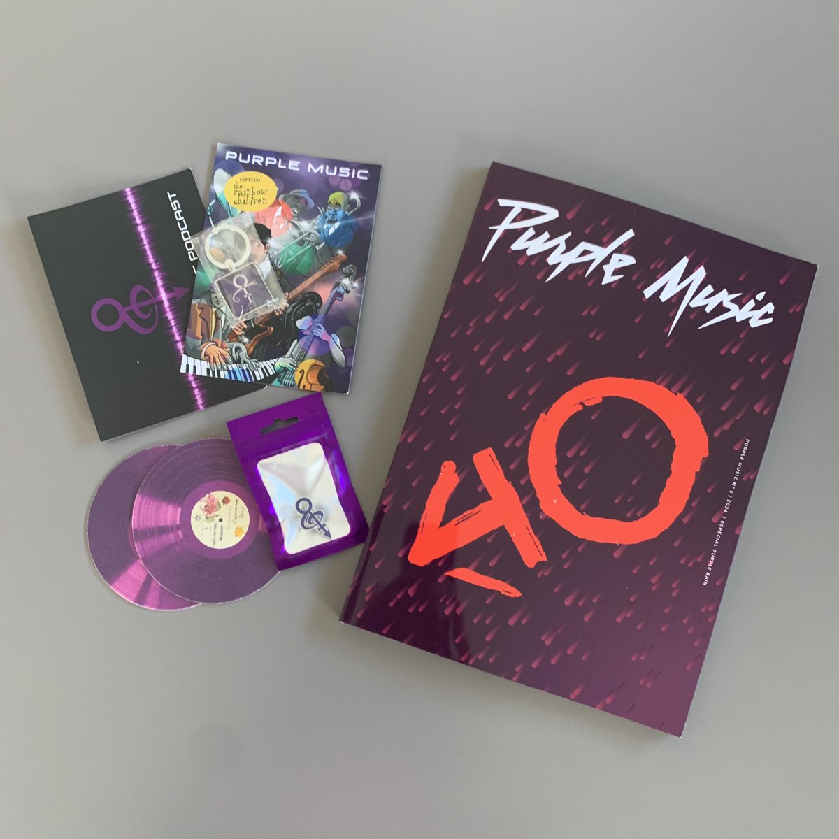 ¡Qué maravilla!
Gracias <a href="/shocka_3121/">Bárbara Shockadelica</a> por todo 🥰😍🤗
#PurpleMusic #Prince