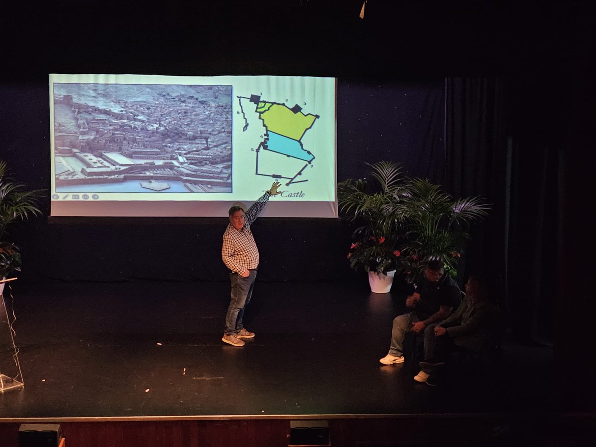 Clive Finlayson tweet media