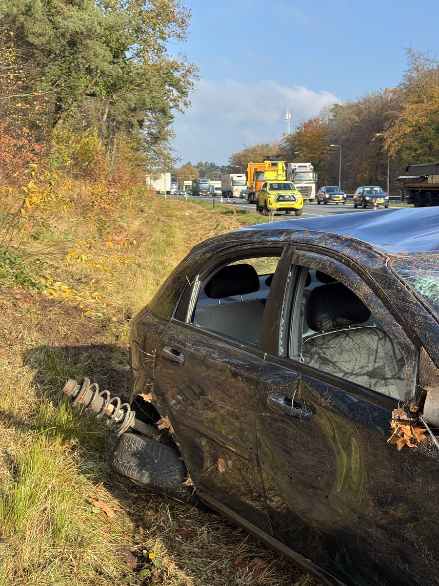 Auto-ongeluk op A28 veroorzaakt tijdelijke rijstrookafsluiting