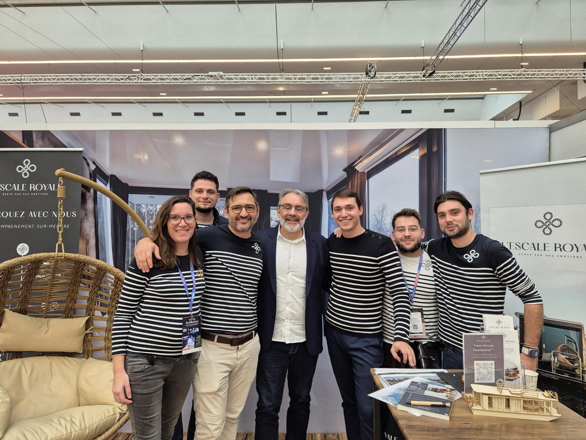 ✨ Rencontre inspirante avec <a href="/jpnadir/">Jean-Pierre Nadir</a> ! ✨

Lors d’#EquipHotel, nous avons accueilli ce visionnaire du #TourismeResponsable 🌍💙 Avec notre partenariat avec #FairMoov, nous œuvrons ensemble pour un tourisme Responsable, Positif et Joyeux !
🙏🌟