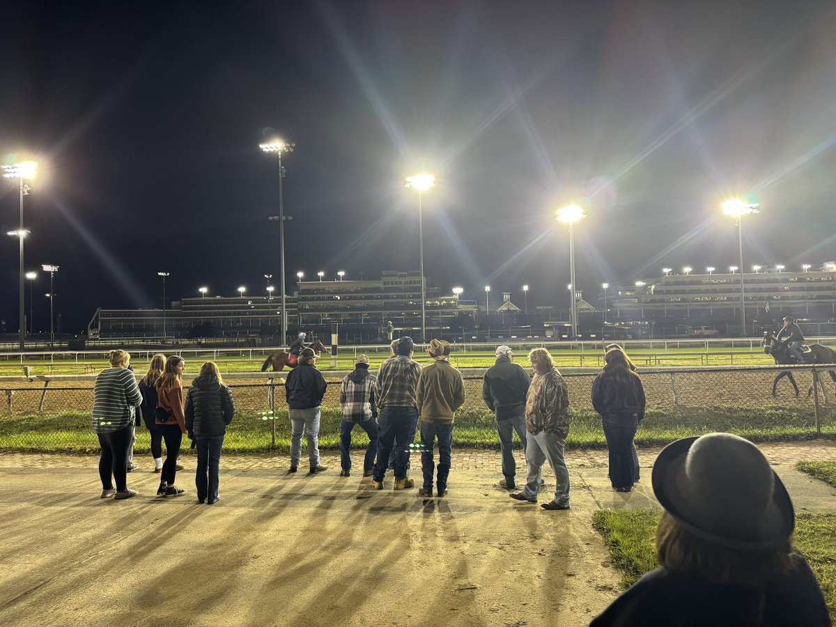 School doesn’t start for another hour but I’m out here at Churchill Downs with 13 of my favorite aggies! No better way to start a morning!!