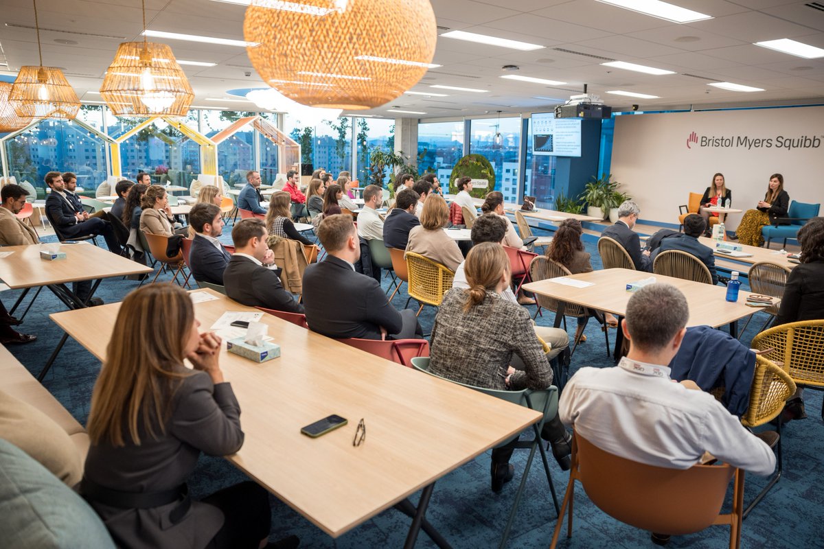 📌 Ayer acogimos en nuestras oficinas la sesión de cierre del #YoungLeadersNetwork, programa de <a href="/AmChamSpain/">AmChamSpain</a> que impulsa el #TalentoJoven, crea redes de alto valor y abre las puertas a conocer empresas líderes de distintos sectores

🗨️ La jornada fue inaugurada por <a href="/JaimeMalet/">Jaime Malet</a>,