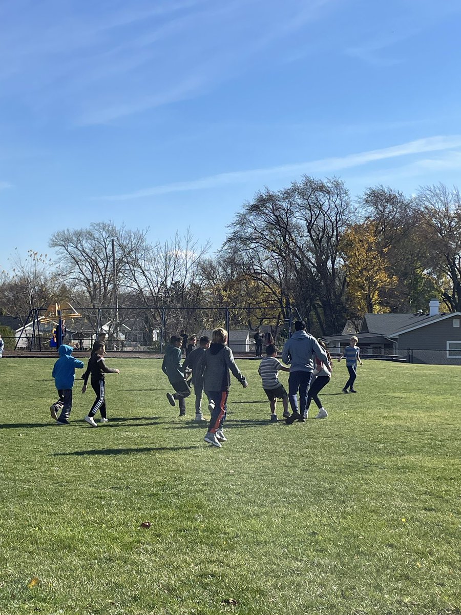 Our Cheetahs celebrated Veterans Day by inviting the Veterans in our families to join us for recess. They spent the time playing on the playground, basketball, and soccer. Mr. Nascimento even spoke to the 5th graders about his time as a soldier. We are #CheetahProud <a href="/CCSD93/">CCSD93</a>