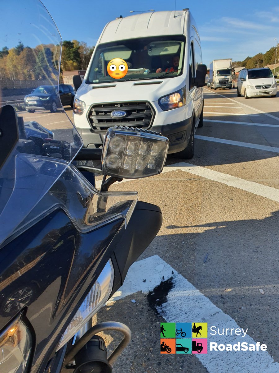 M25 J11-J10. #VanguardRST officer rolled alongside this transit van. The van driver - who was on their mobile phone, realised it was the police and shouted, "It's satnav". 

As they already have 9 points on their licence they've been summonsed to court. #Fatal5 #PutDownThePhone