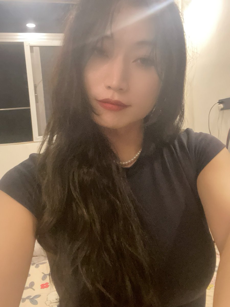tiantian8451's tweet photo. 抓住最后的晴天，后面就要穿厚衣服了 https://t.co/Odsbvy0eT0