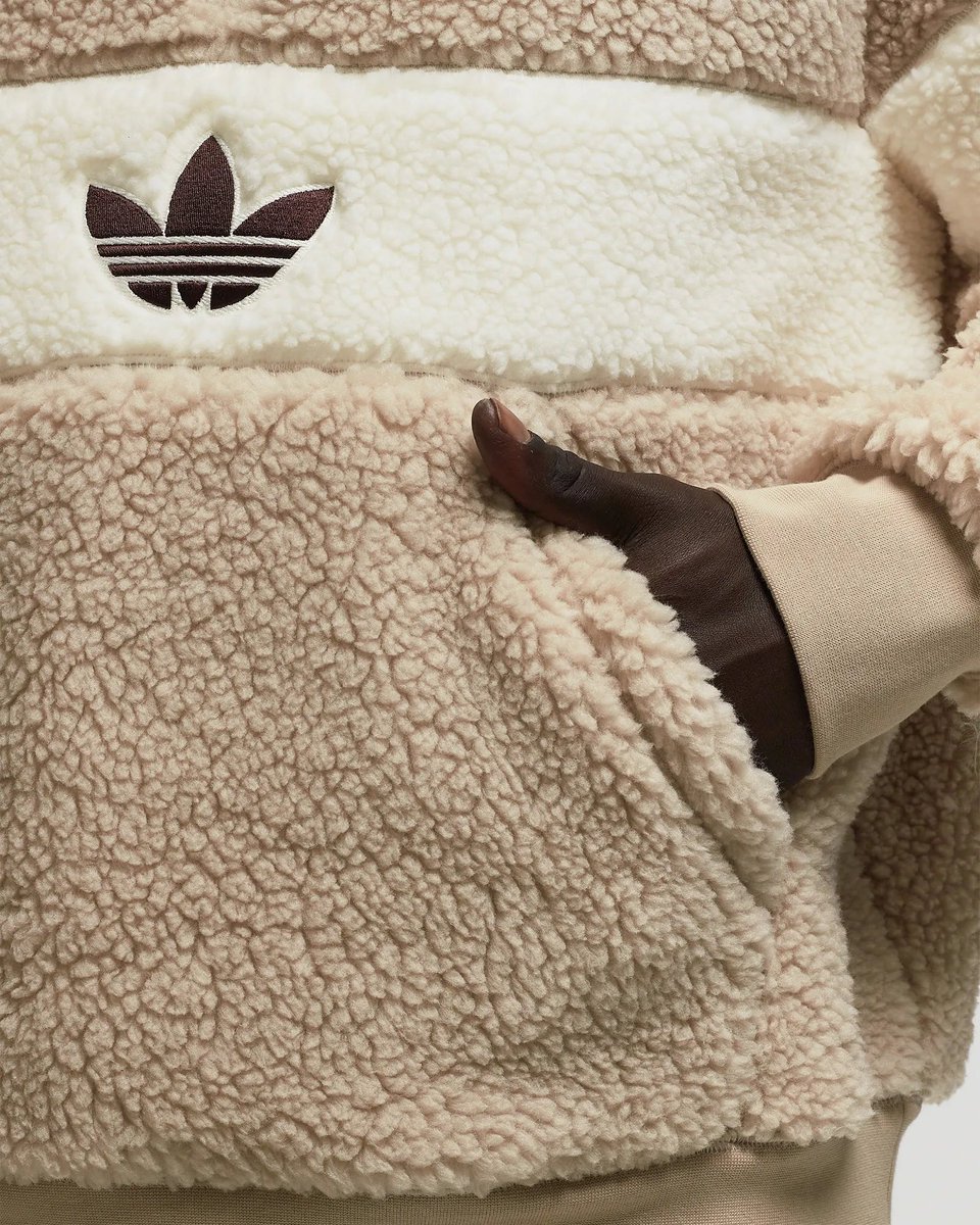 CaminoTV's tweet photo. T'as mm pas le seum du froid avec ce genre de pièce 🐻

Lien affilié : https://t.co/Oa5iQCGhzM (120€) https://t.co/K1J8TJdpQP
