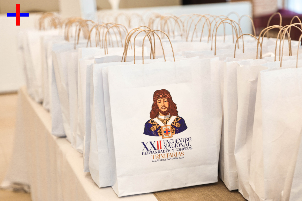 ikonox_com's tweet photo. Merchandising exclusivo para el XXII Encuentro de Hermandades Trinitarias:

🔹 Acreditaciones con lanyard personalizado. +
🔹 Llaveros para inscritos.
🔹 Bolsas de papel personalizadas.

Cada detalle refleja el cuidado en la organización. ¡Gracias por confiar en #Ikonox! 🤟🏽✨ https://t.co/pNC5lQkHnh