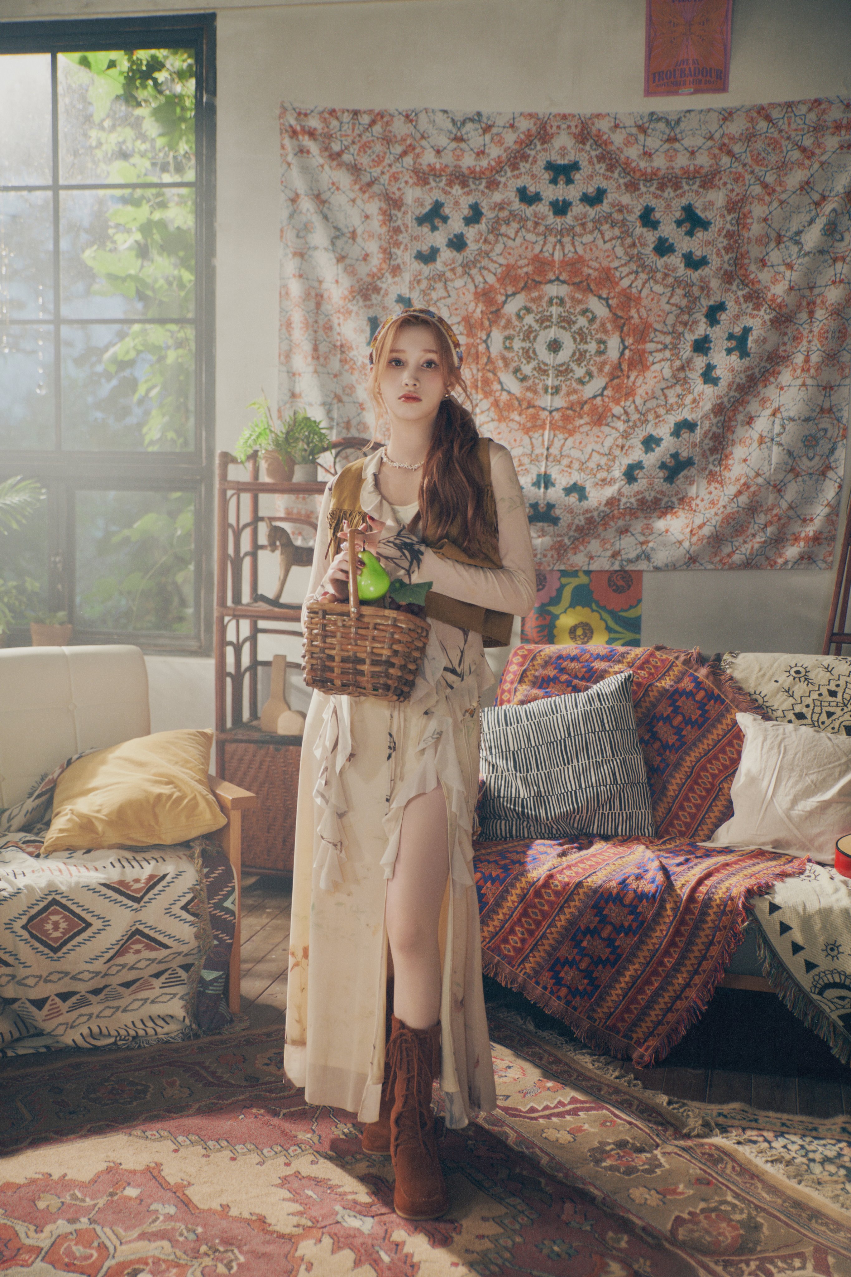 GcLsCbUasAYzkIy?format=jpg&name=4096x4096