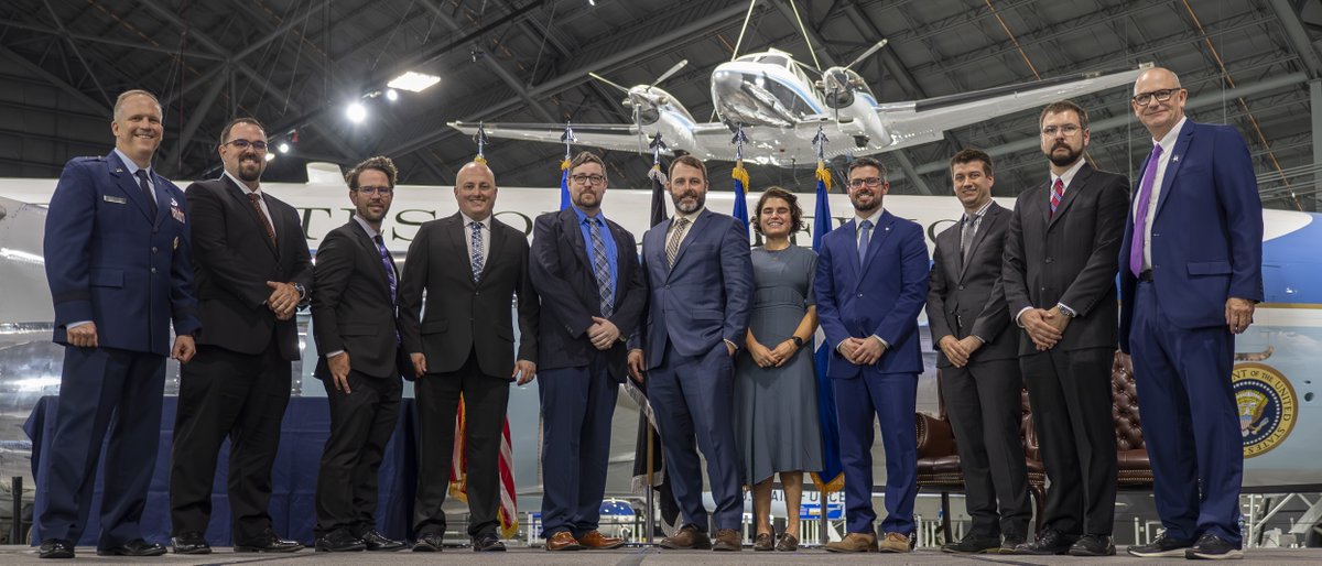 AFResearchLab's tweet photo. π Congratulations to this year's AFRL Early Career Award winners and Fellows! π
Read more: https://t.co/FUByni0qHM
#AFResearchLab | #AFRLECA | #AFRLFellows | https://t.co/pAxzpn2WIH