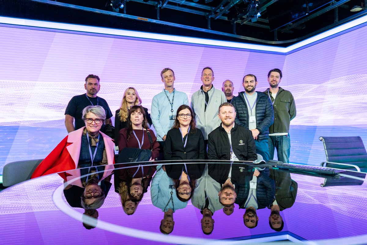 MediaCymru_ (@mediacymru_) on Twitter photo This #WalesClimateWeek, we are pleased to share that seven Welsh film and TV companies have been awarded #GreeningTheScreen funding by <a href="/FfilmCymruWales/">Ffilm Cymru Wales</a> and Media Cymru to develop new ideas for making the sector more environmentally sustainable.
media.cymru/welsh-film-and… This #WalesClimateWeek, we are pleased to share that seven Welsh film and TV companies have been awarded #GreeningTheScreen funding by <a href="/FfilmCymruWales/">Ffilm Cymru Wales</a> and Media Cymru to develop new ideas for making the sector more environmentally sustainable.
media.cymru/welsh-film-and…
