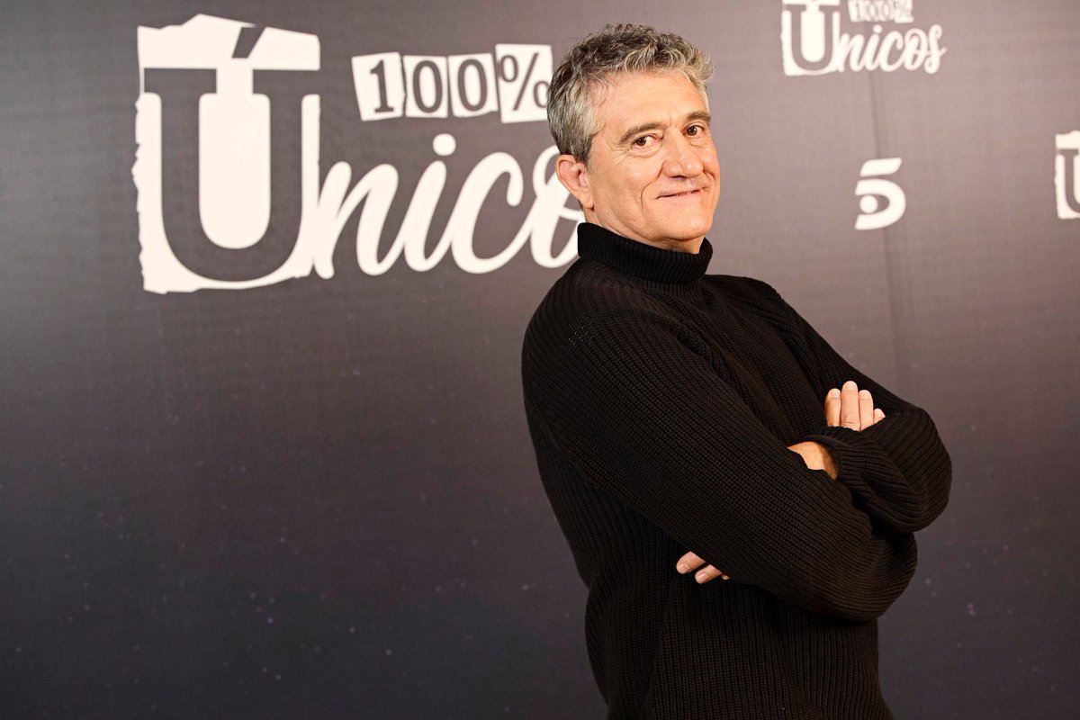 GUILLERMO FESSER (@guillermofesser) on Twitter photo Compartiendo la alegría de que Cien por Cien Únicos (Telecinco y Cuatro) haya sido nominado a mejor Programa Divulgativo en los premios Iris de la Academia de Televisión. Cómo dicen por aquí: Fingers crossed, apple sauce. Compartiendo la alegría de que Cien por Cien Únicos (Telecinco y Cuatro) haya sido nominado a mejor Programa Divulgativo en los premios Iris de la Academia de Televisión. Cómo dicen por aquí: Fingers crossed, apple sauce.