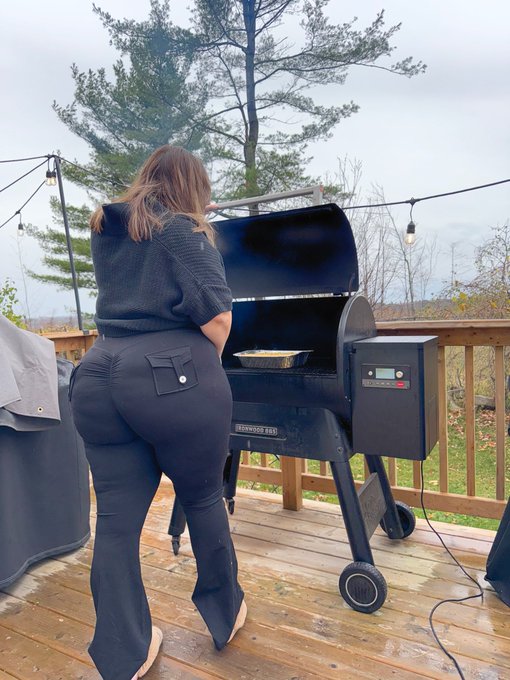 Watch Steph Oshiri 🕷's leaked NSFW photo on TwXstars