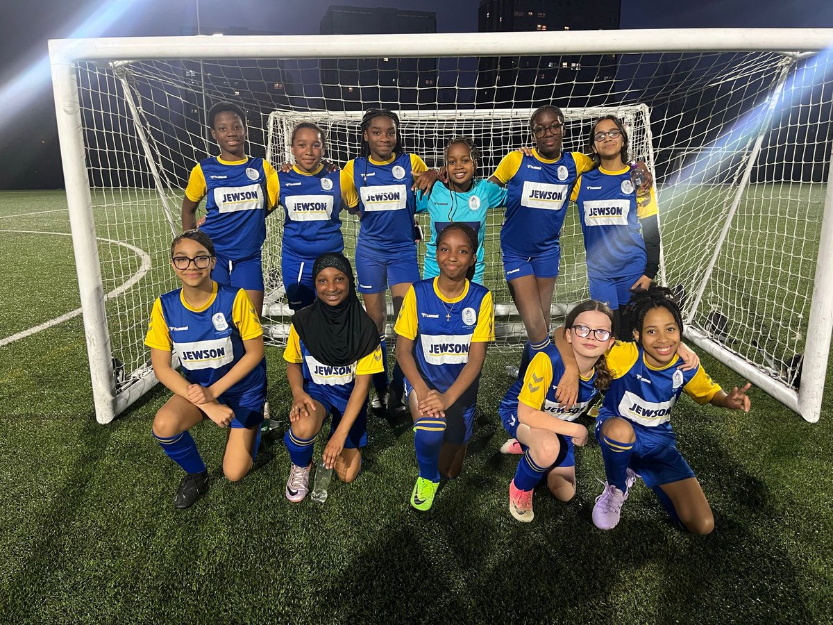 Well done to our year 7 girls playing in their first football fixture. They all represented the academy well and played in good spirits. #proud #BYAFootball