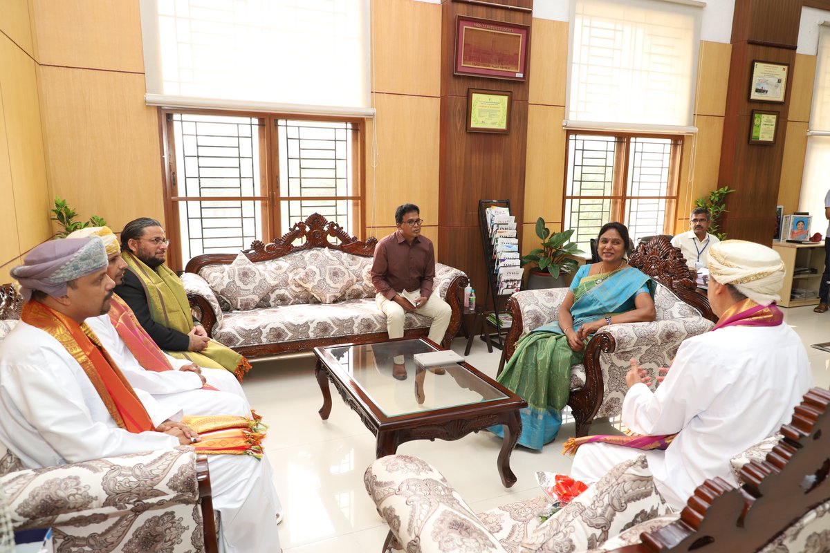 Tamil Nadu Agricultural University, Coimbatore (@tnau_coimbatore) on Twitter photo Delegates from Dhofar University, Oman, led by VC Prof. Amer bin Ali-Rawas, visited Tamil Nadu Agricultural University (TNAU), Coimbatore, on 12.11.2024. They explored collaborations in Agricultural Sciences, Agribusiness, and Agricultural Engineering, <a href="/dh_university/">جامعة ظفار</a> Delegates from Dhofar University, Oman, led by VC Prof. Amer bin Ali-Rawas, visited Tamil Nadu Agricultural University (TNAU), Coimbatore, on 12.11.2024. They explored collaborations in Agricultural Sciences, Agribusiness, and Agricultural Engineering, <a href="/dh_university/">جامعة ظفار</a>