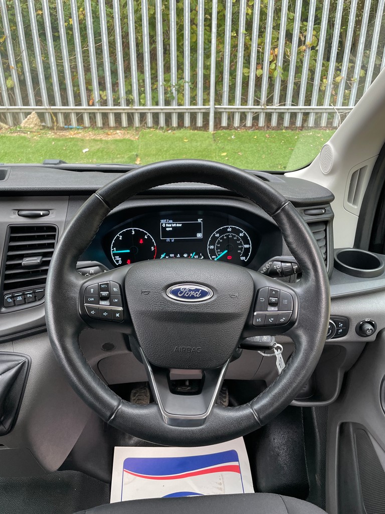 Need a vehicle that combines style, comfort, and practicality? Look no further than the 14-seat Ford Tourneo Custom Titanium! Whether you're planning a family road trip, a business outing, or transporting a group of friends, this spacious and versatile MPV has got you covered.