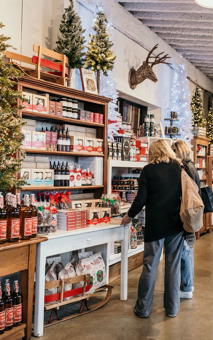 Here at Springridge, we’re excited to show you what we’ve made and what we’ve found to make this the merriest Christmas ever. We can’t wait to welcome you this season! Gorgeous gifts, festive finds, fabulous foods, and beautiful baking – daily 9-5
