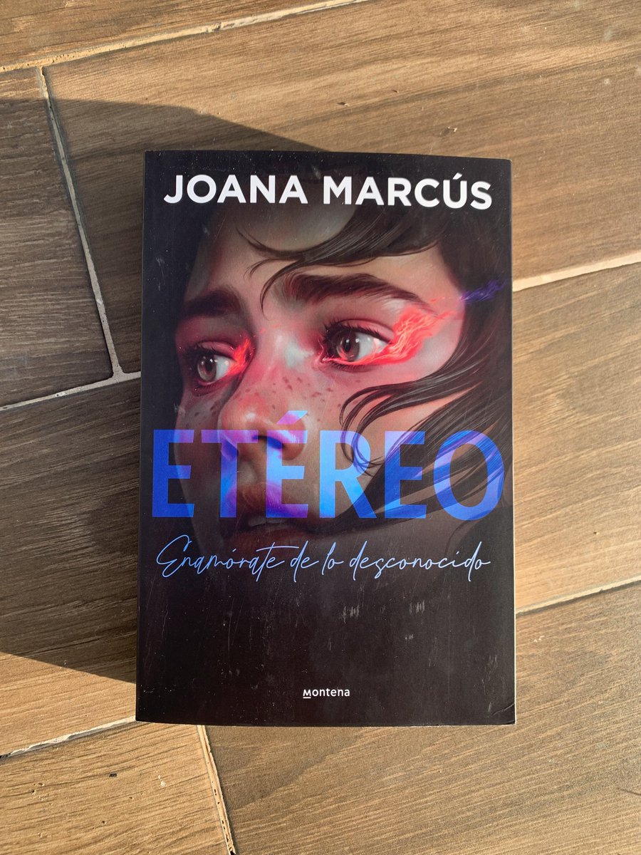 Ya disponible el último libro de <a href="/joanamarcusx/">Joana Marcús🍂</a> 
tecniciencia.com/products/etere…