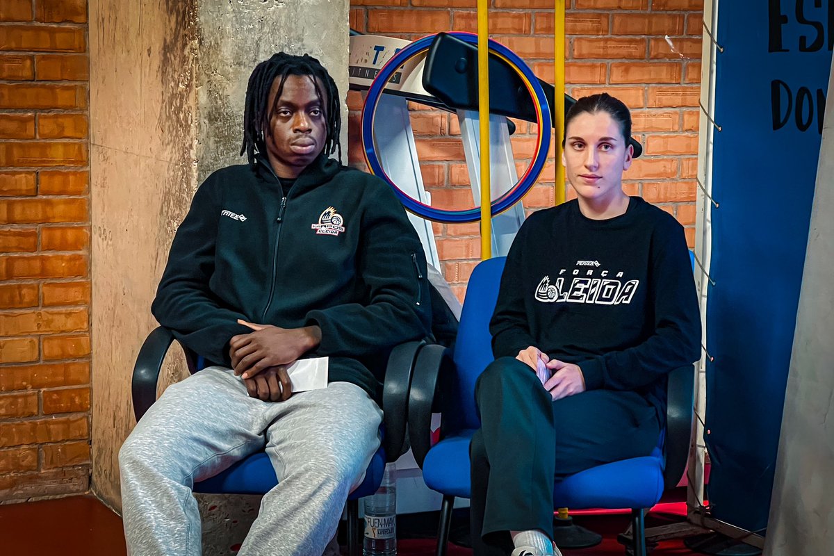 flleidabase's tweet photo. 🧠💜Segona ronda de les nostres XERRADES DE PSICOLOGIA ESPORTIVA amb la @_noemibonet 

En aquesta ocasió, ens acompanyen els jugadors dels primers equips del club, @tbicasso del Hiopos @flleida i la @iristribo_1041 del Robles @flleidafemeni 

#base #forçalleida https://t.co/Z9R4CsmxGV