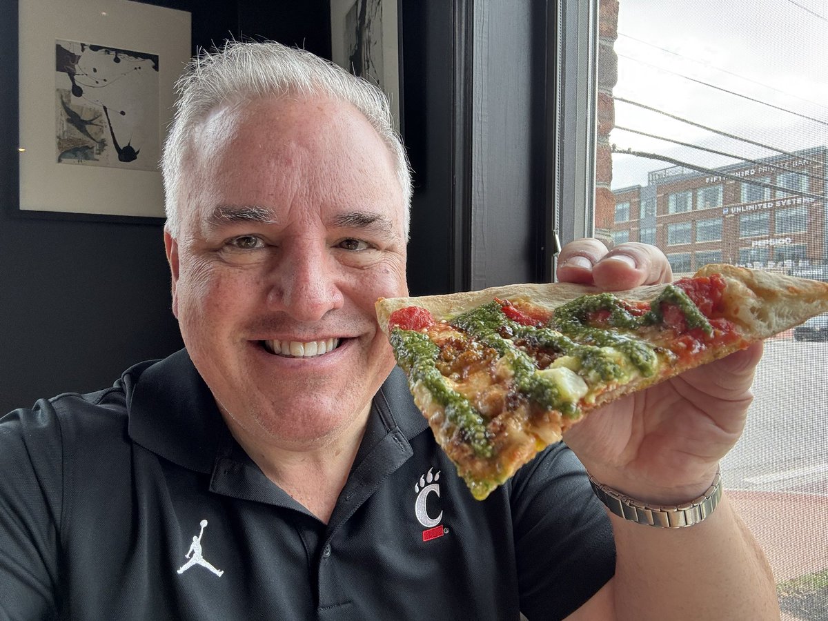 Gregory Hoodin tweet media