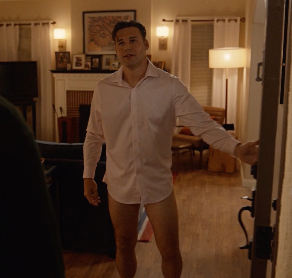 uhbucky's tweet photo. never getting over the sexual tension here because how is this real https://t.co/NL7l2rUZOq
