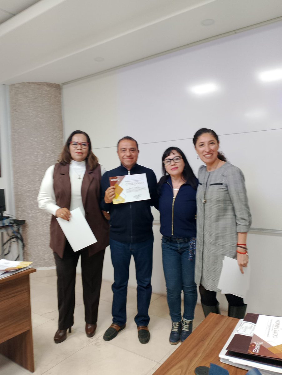 PortofVallarta's tweet photo. Capacitación y Certificación como Auditores Internos del Lic Juan José Cano Ramírez y Lic Mayte del Carmen Rueda Marquez sobre  La Norma Mexicana en Igualdad Laboral y No Discriminación organizado por la DGFAP y DGP, Saludos desde EL PUERTO MAS MEXICANO DE VANGUARDIA Y EXCELENCIA https://t.co/8wMMgsb92s