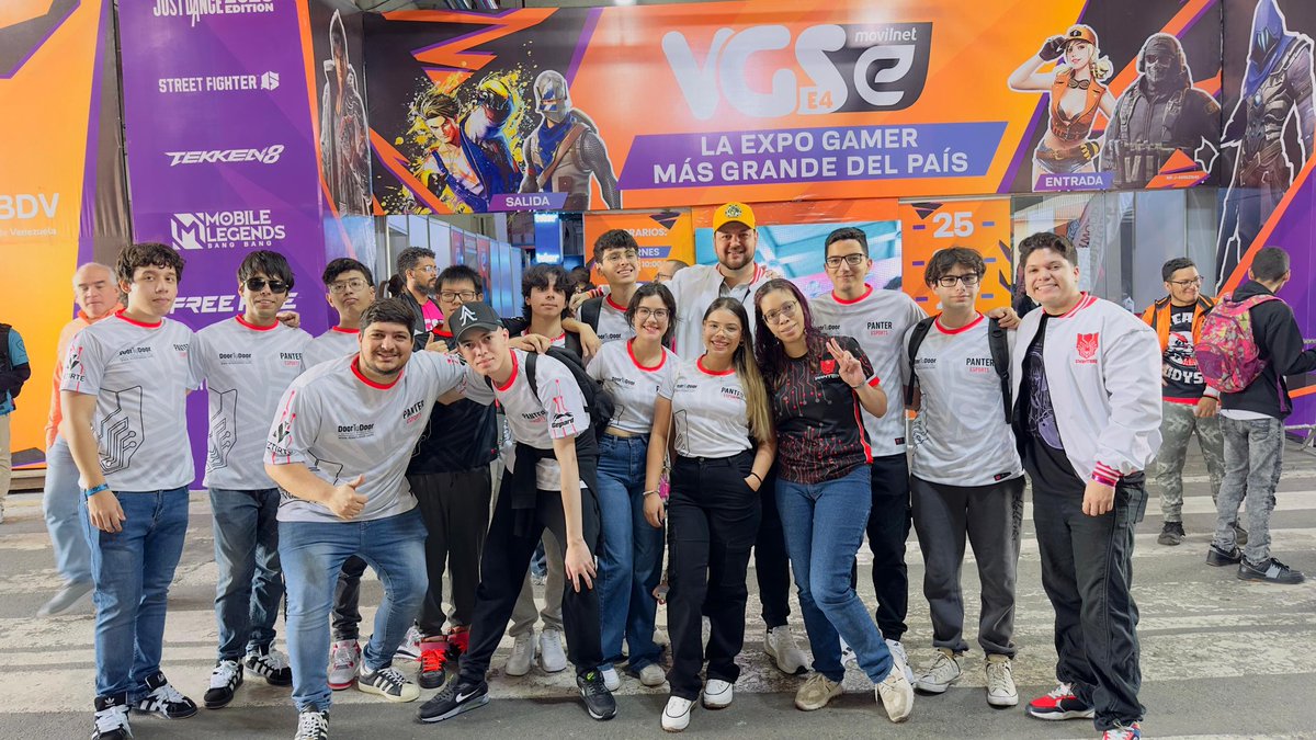 Noel_Saavedra24's tweet photo. Agradecido con todos los jugadores y sponsors que forman parte del equipo, gracias por confiar en nosotros y siempre darlo todo en las competencias, son las cabras 🐐🐐🐐, que increíble familia formamos este año.

#Go6R #GoPanter https://t.co/gDS5pS3Ru9