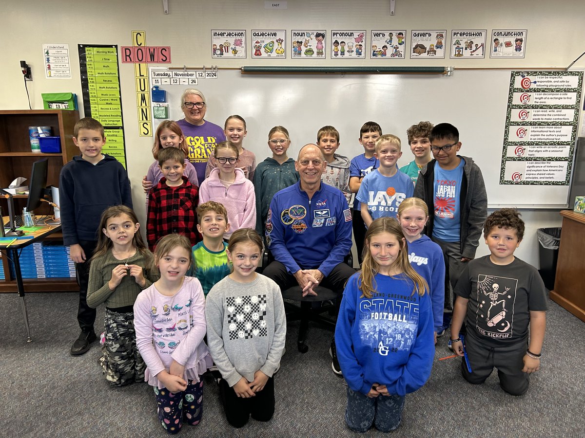 GoBluejays1's tweet photo. Ashland's very own Astronaut, Clayton Anderson, visited Mrs. Gude-Rung's class today for National Young Readers Day. Students were excited to hear more about Mr. Anderson's story of perseverance and hear him read from his award winning books. https://t.co/RJKl2uJs5a