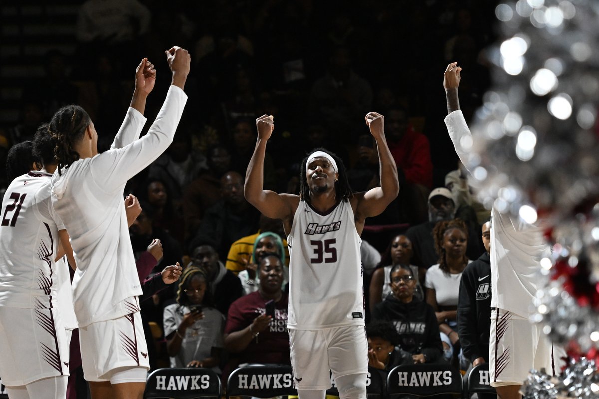 FLIPPIN HAS BEEN MONEY

Over the last two games, forward Chris Flippin has provided a post presence w/ back-to-back games of 20+ points while averaging 10 rebounds and shooting .750.

UMES plays at Miami (OH) tonight @ 7 pm.

Watch on ESPN+

Live Stats: miamiredhawks.com/sidearmstats/m…
