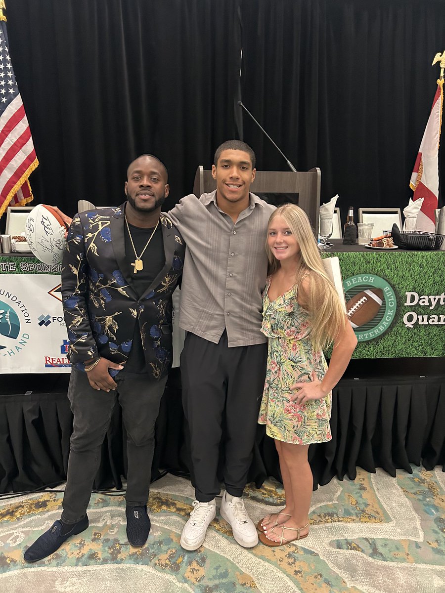 John Wilkinson (@johnnywilk_john) on Twitter photo Congrats to <a href="/ArmoniSpurlock/">Armoni Spurlock</a> for being named Offensive Player of the Year by the Daytona Beach QB Club. #CudaGang <a href="/ChrisBoyleDBNJ/">Chris Boyle</a> <a href="/ChrisAVinel/">Chris Vinel</a> 🏈💪💯 Congrats to <a href="/ArmoniSpurlock/">Armoni Spurlock</a> for being named Offensive Player of the Year by the Daytona Beach QB Club. #CudaGang <a href="/ChrisBoyleDBNJ/">Chris Boyle</a> <a href="/ChrisAVinel/">Chris Vinel</a> 🏈💪💯