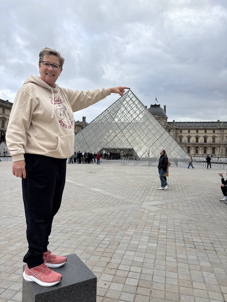 schroeder_ann's tweet photo. Louvre Museum #ThisWasFun #Paris https://t.co/9o2qodcpAd