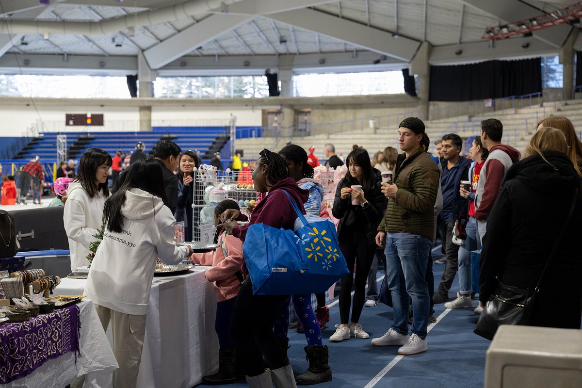 🎉 Calling all business owners! 🎉 Get ready to showcase your products and connect with the community at the Olympic Oval's Holiday Market &amp; Skate on November 23, 2024!

📅 Date: November 23, 2024
🏒 Location: Olympic Oval
👉 Book your table now!
app.smartsheet.com/b/form/e91ca98…