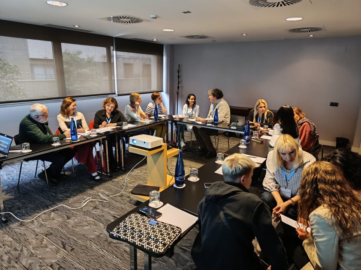 EOI de Lleida tweet media