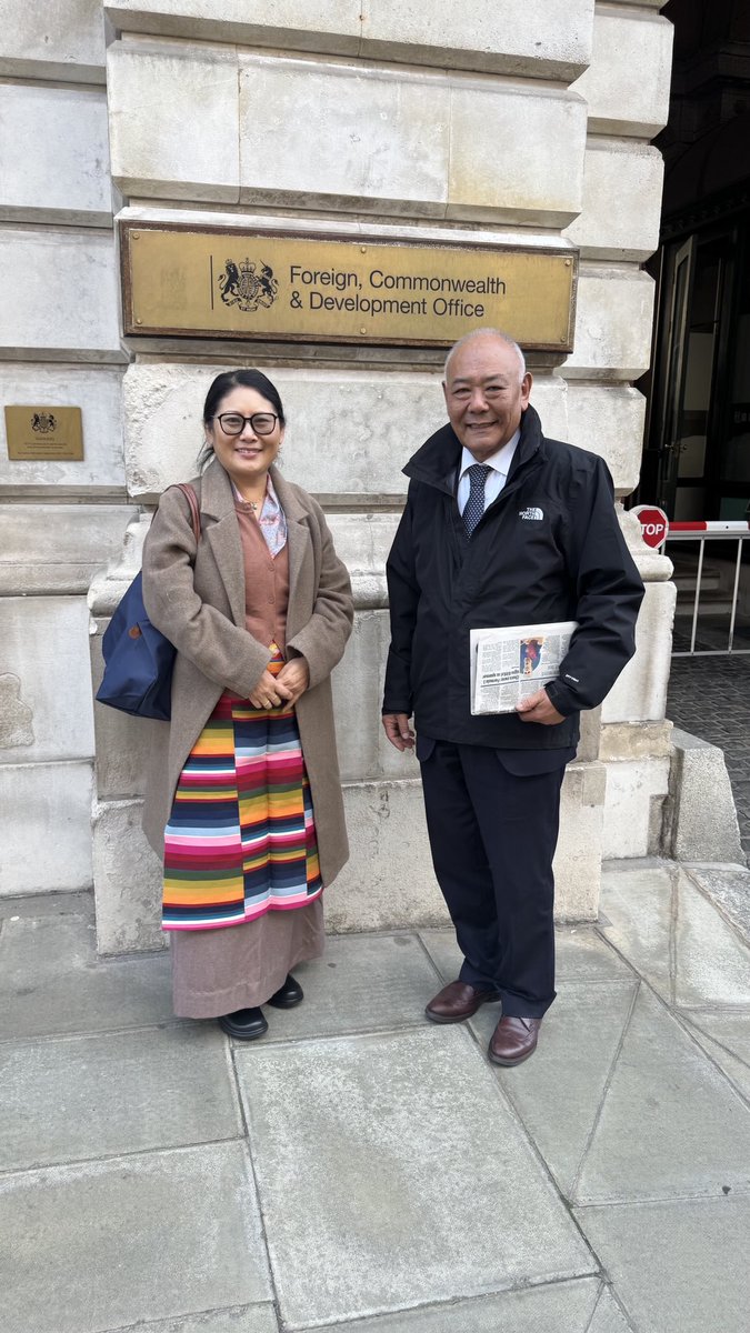 It was my pleasure to introduce Ms Tsering Yangkey the New Representative of His Holiness the #dalailama to the UK Foreign Office as part of my handover process. My best wishes to her. བོད་རྒྱལོ།།