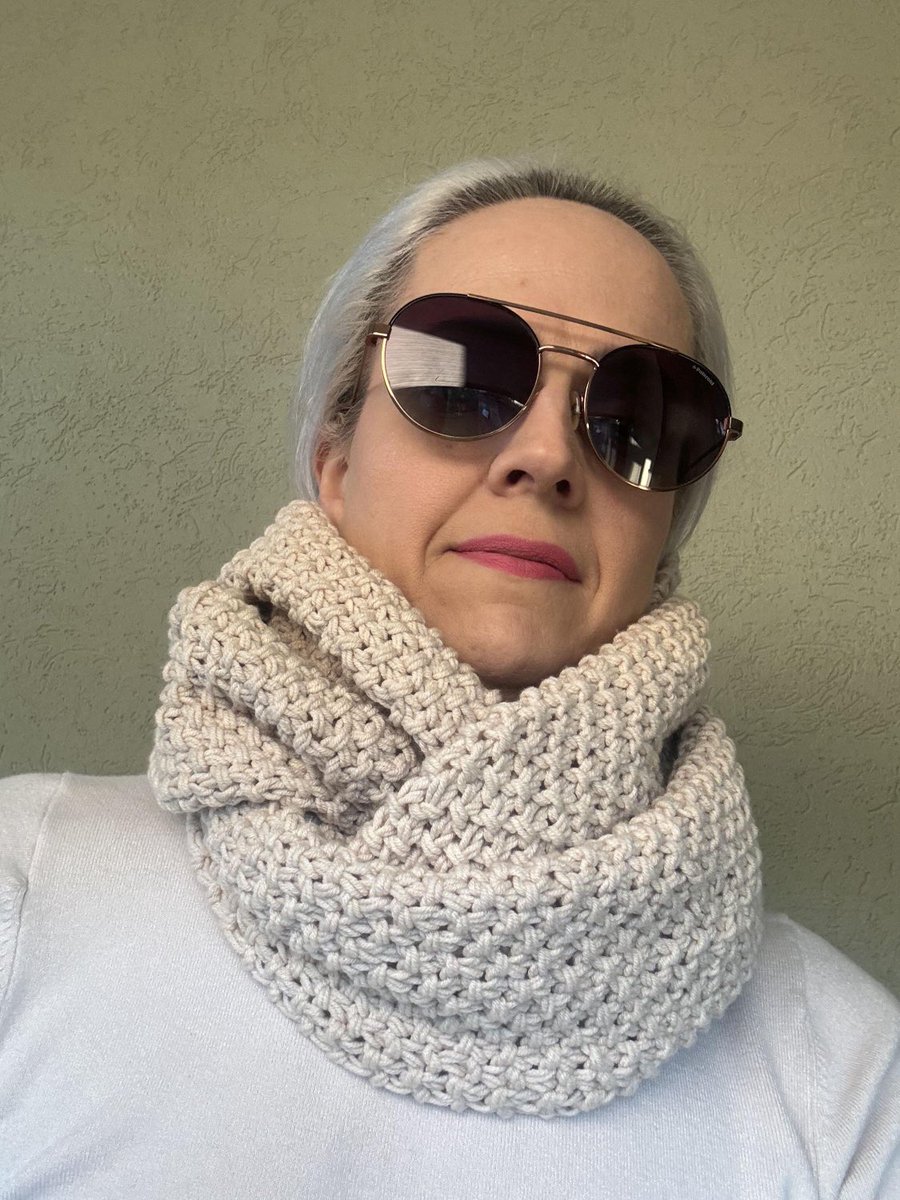 TertsDesign's tweet photo. Winter is almost here https://t.co/qXseO2nlut 🤍 #etsy #yarn #knit #fashion https://t.co/XmzgWDpcLT