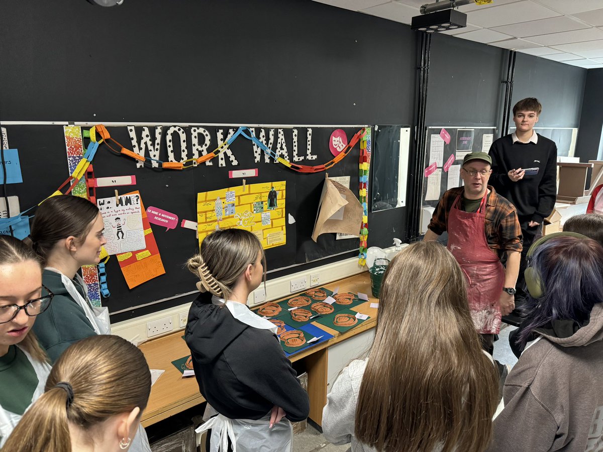 Ms Taylor tweet media