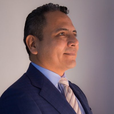 Muchas felicidades a mi amigo <a href="/helmerferras/">Helmer Ferras</a> que hoy celebra su cumpleaños. Mucha salud y éxitos a su vida. Fuerte abrazo, pásela súper bien. 👍