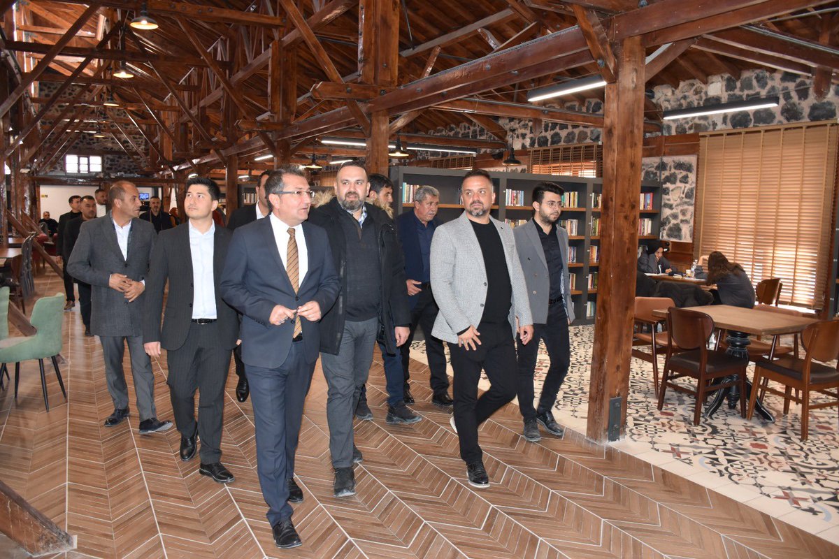 AK Parti Genel Merkez Hukuk Müşaviri <a href="/BurhanSevencan/">Burhanettin SEVENCAN</a>, Ereğli İlçe Başkanımız <a href="/ibrahimerol42/">Av. İbrahim Erol</a>, Kadın Kolları Başkanı Neslihan Fes ve Ereğli Sevgi Evleri'nde kalan genç kardeşlerimizi ve Sosyal Hizmetler Müdürlüğü yöneticilerini ilçemizde ağırladık.