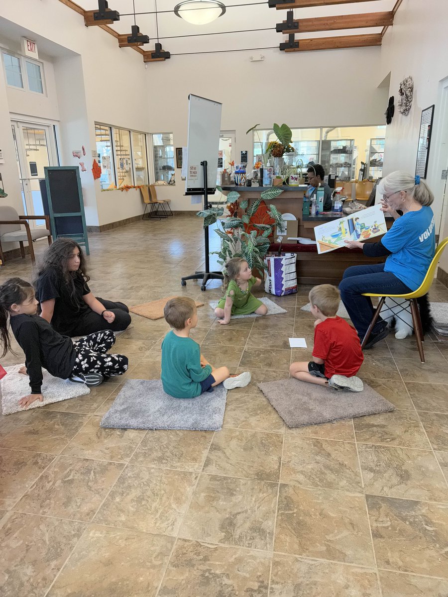 gmhumanesociety's tweet image. Looking for a fun activity for today? Visit GMHS today and every Wednesday at 1:00 for Pet Story Time! 🐾

#gmhumanesociety #inspirethenextgeneration #inspire #animalshelter #juniorpetadvocates #readingtime #gloucesterva #mathewva #petstorytime