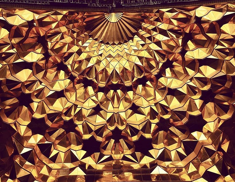 FedeItaliano76's tweet photo. Fractal architecture

1.     Iranian ceilings captured by mehrdad https://t.co/TPYYWI2JJ1