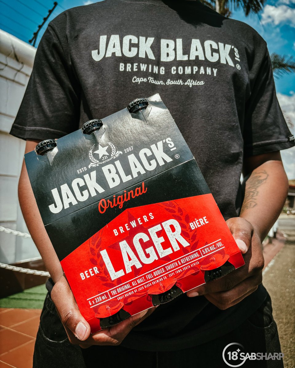 sb_sibisi's tweet photo. When life gives you lemons, drink Jack Black Beer instead. Problem solved. 🍻
The best taste of Cape Town right here in Johannesburg🖤
For: @JackBlackBeer
#JackBlackBeer #BeerSolvesEverything #Cheers” https://t.co/5BdtnAnwgN