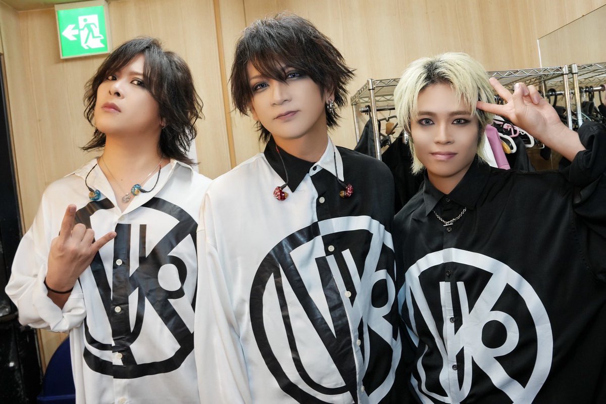 reno_guitarlife's tweet image. 本日はスーパーベーシストIKUOさんのライブでした🎸
めちゃくちゃ弾きまくりでした！響くんとのトリオなので漏れなくリメンバーミーも出動しました🤣