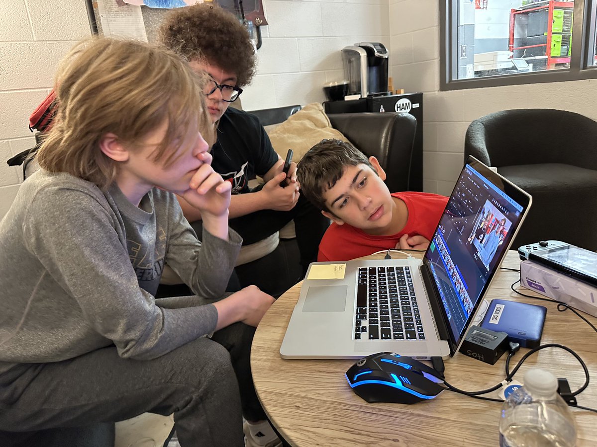 sc_robotics's tweet image. The teamโs been working hard all month long to finish in the details and prepare for competition! See you Saturday, @BESTRobotics ! @MCBestRobotics #bestrobotics #musiccitybestrobotics #stem